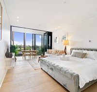 Modern Luxury Apartment in the Heart of Sydney CBD - Accommodation VIC
