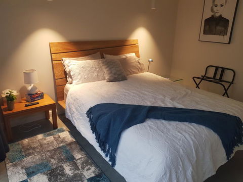 Modern, Private And Close To Town. - Accommodation VIC 0