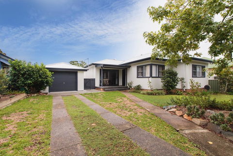 Mograni Views - Accommodation VIC 3