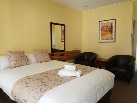 Moon River Motor Inn - Accommodation VIC 2