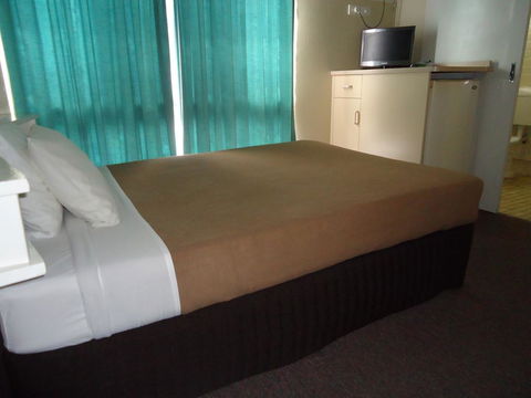 Moondarra Motel - Accommodation VIC 3