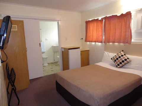 Moondarra Motel - Accommodation VIC 1