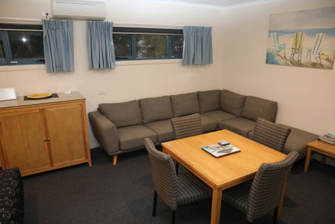 Motel On A'Beckett - Accommodation VIC 2