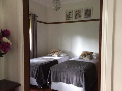 Mount Browne Cottage - Accommodation VIC 2