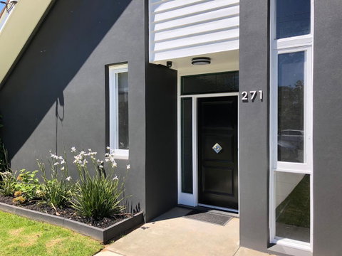 Murray's Place On Pakenham - Accommodation VIC 0