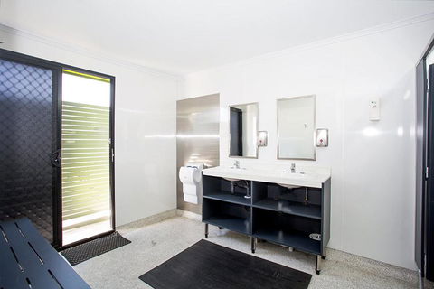 Mycow Accommodation Mackay - Accommodation VIC 1