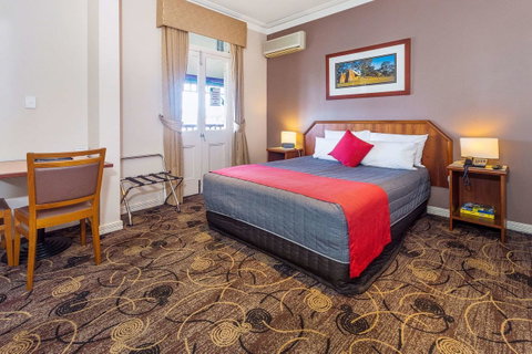 Quality Hotel Bayswater - Accommodation VIC 11