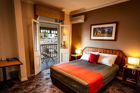 Quality Hotel Bayswater - Accommodation VIC 2