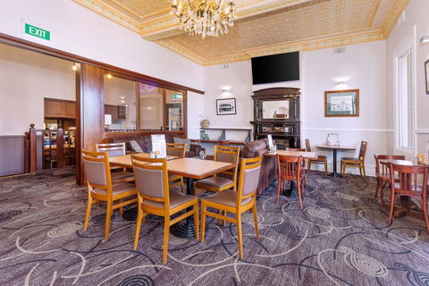 Quality Hotel Bayswater - Accommodation VIC 16