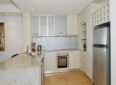 Nautica Residences Mandurah - Accommodation VIC 18