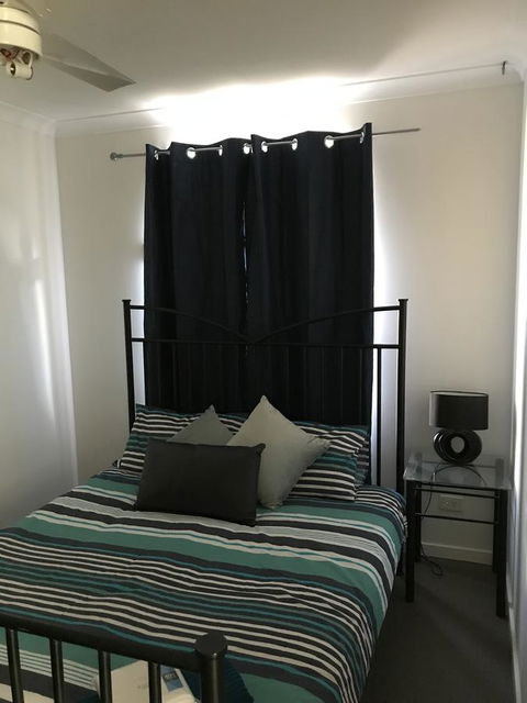 Blue Lake Family Retreat - Accommodation VIC 21