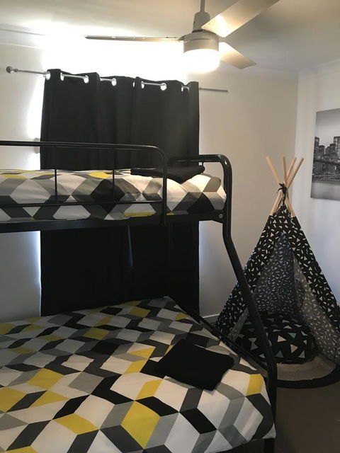 Blue Lake Family Retreat - Accommodation VIC 23