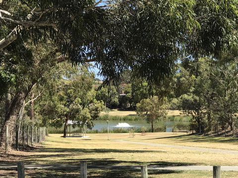 Blue Lake Family Retreat - Accommodation VIC 30