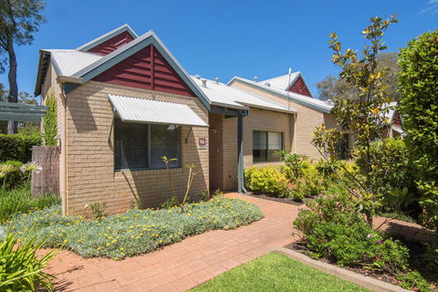 Bayshore Beachside Resort - Accommodation VIC 13