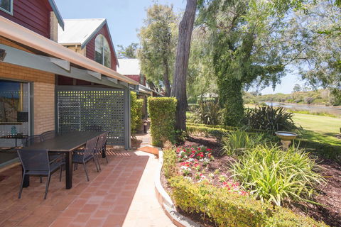 Bayshore Beachside Resort - Accommodation VIC 5