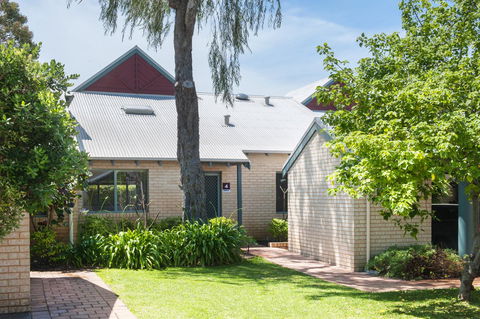 Bayshore Beachside Resort - Accommodation VIC 20