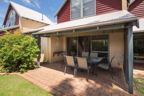 Bayshore Beachside Resort - Accommodation VIC 14