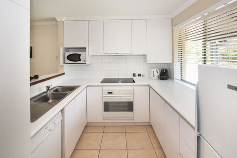 Bayshore Beachside Resort - Accommodation VIC 30