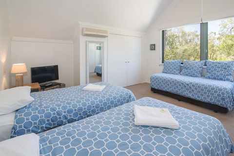 Bayshore Beachside Resort - Accommodation VIC 7