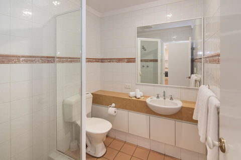 Bayshore Beachside Resort - Accommodation VIC 44