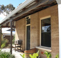 Hotham Ridge Winery and Cottages - Accommodation VIC