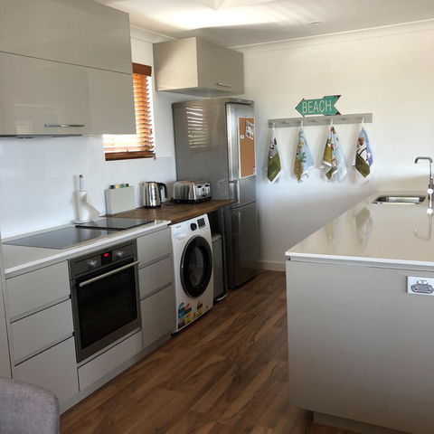 Mullaloo Beachfront Retreat - Accommodation VIC 5