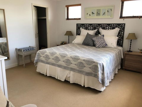 Mullaloo Beachfront Retreat - Accommodation VIC 6