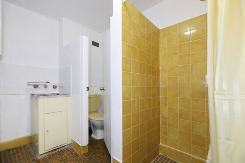 West Beach Lagoon 202 - Quiet & Ground Floor! - Accommodation VIC 13
