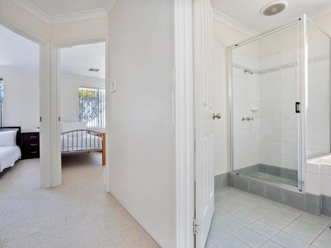 Cooper Street - Accommodation VIC 17