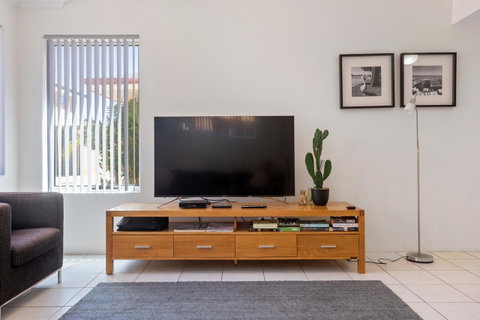 Cooper Street - Accommodation VIC 2