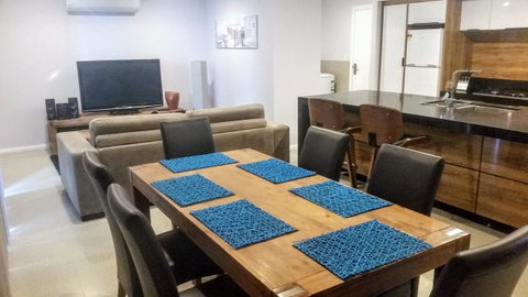Mandurah Beach Front Apartment - Accommodation VIC 2