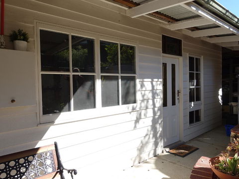 The Blacksmiths Cottage - Accommodation VIC 22