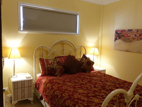The Blacksmiths Cottage - Accommodation VIC 24