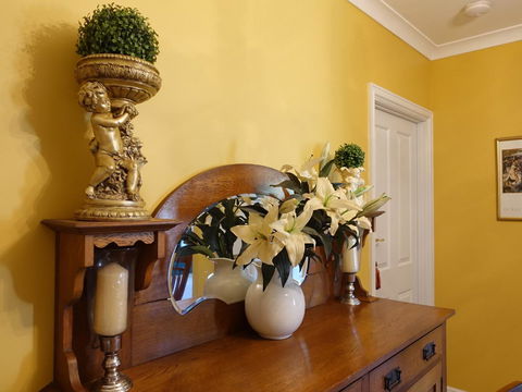The Blacksmiths Cottage - Accommodation VIC 10