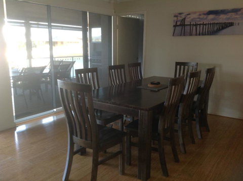 Waterside Canal Dreams - Accommodation VIC 24