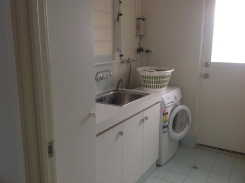 Waterside Canal Dreams - Accommodation VIC 30