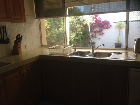 Waterside Canal Dreams - Accommodation VIC 9