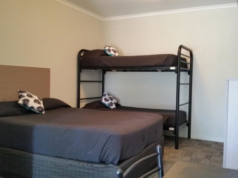 Mandurah Foreshore Motel - Accommodation VIC 11