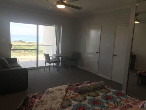 Beach House At SeaScapes.. - Accommodation VIC 12