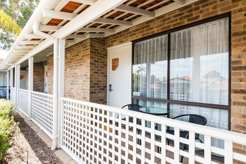 Nightcap At Wanneroo Tavern - Accommodation VIC 12