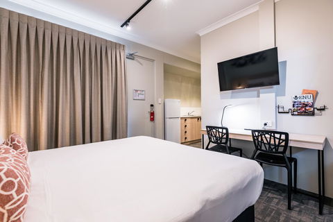 Nightcap At Wanneroo Tavern - Accommodation VIC 11