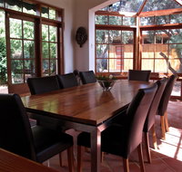 The Russell House - Accommodation VIC