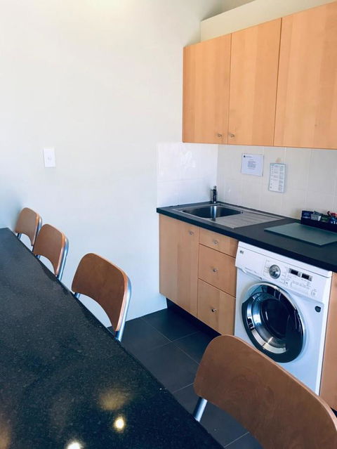 Joondalup City Hotel - Accommodation VIC 3