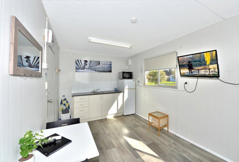 Mandurah Coastal Holiday Park - Accommodation VIC 2