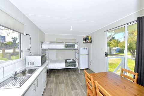 Mandurah Coastal Holiday Park - Accommodation VIC 17