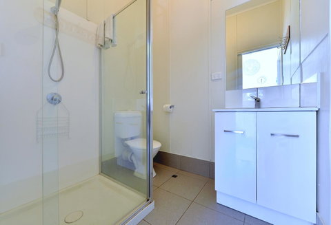 Mandurah Coastal Holiday Park - Accommodation VIC 4