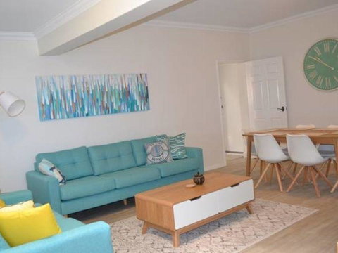 Caravel Beach House Mandurah - Accommodation VIC 25