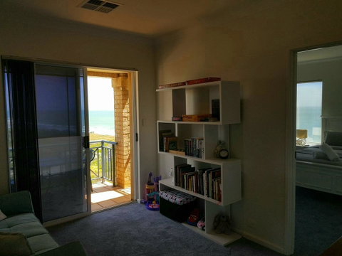Caravel Beach House Mandurah - Accommodation VIC 7