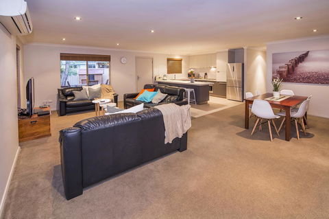 Boardwalk - Accommodation VIC 14