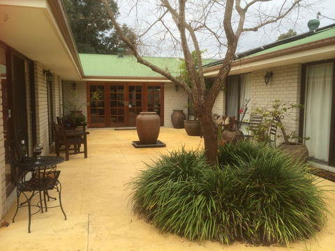 Nivalis Bed And Breakfast - Accommodation VIC 30